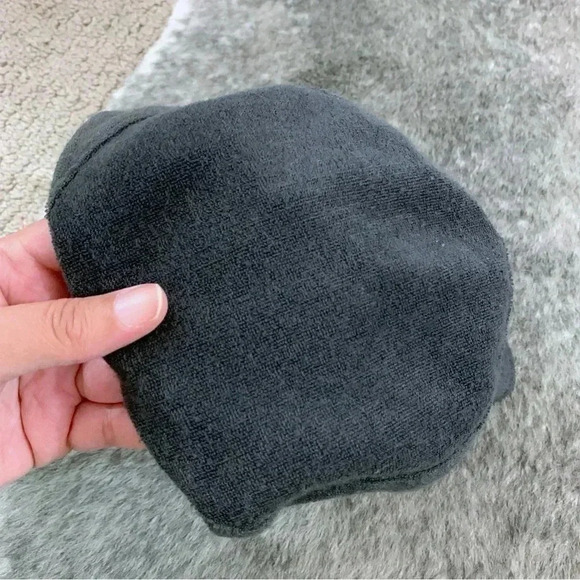 H&M x SmileyWorld Bucket Hat - Picture 7 of 12